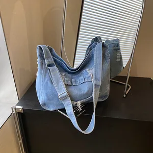 Vintage Large Capacity Denim Tote Bag Distressed Frayed Edges Contrast Stitching Women Shoulder Crossbody Streetwear Bag