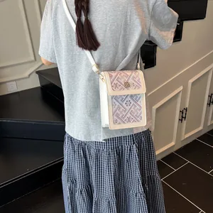 Petit sac seau pour téléphone 2025 en cuir blanc avec motifs floraux élégants