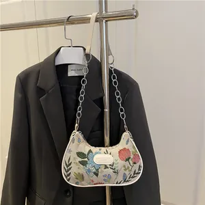 Vintage Floral Embroidery Underarm Bag Jacquard Fabric PU Leather Spliced Shoulder Bag With Metal Chain Strap For Women Fashion Hobo Bag