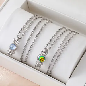 Parure de colliers lapin astronaute argenté avec pendentif pierre de lune