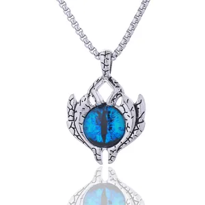 Luminous evil eye pendant necklace in stainless steel with a blue eye center and box chain