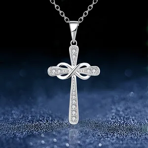 Collier Pendentif Croix Symbole Infini en Alliage Incrusté de Zirconium Or Argent Or Rose Bijoux pour Femmes Cadeau de Foi Religieuse
