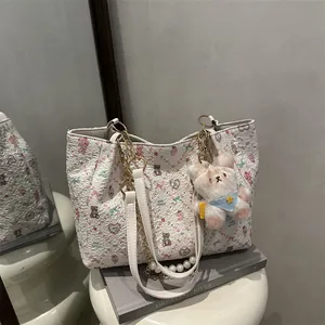 Women Cute Cartoon Bear Flower Print PU Leather Tote Bag With Faux Artificial Pearl Chain Metal Strap Large Capacity Shoulder Bag