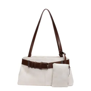 Chique canvas crossbodytas in beige met bruine leren riemen en een mini portemonnee