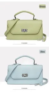 Detalle de bolsos cuadrados verde aguacate y azul cielo con cierres giratorios de plata