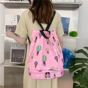 Rosa Yoga-Rucksack mit Heißluftballon-Muster und praktischer Trocken-Nass-Trennung