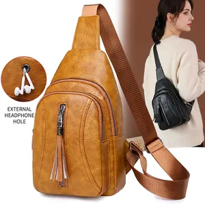 Borsa pettorale vintage in pelle PU gialla con jack per cuffie e cerniere con nappe