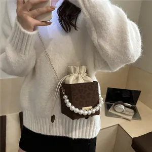Fashionable leopard print square crossbody bag with pearl handle and metal chain strap