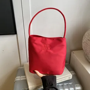 Sac Sous le Bras Minimaliste en Tissu Oxford pour Femme Grand Cabas Seau Sac à Bandoulière Mode Imprimé Lettres