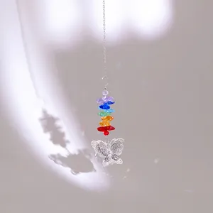 Acchiappasole in cristallo K9 arcobaleno con farfalla d'argento e perline colorate