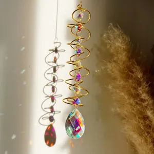 Capteur de soleil spirale 3D avec perles de cristal arc-en-ciel et prisme goutte d'eau