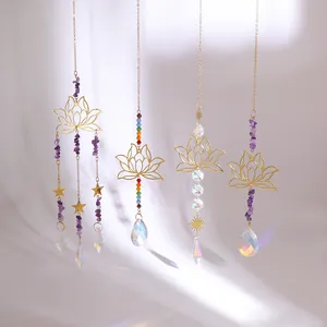Κρυστάλλινο Διακοσμητικό Lotus Suncatcher Πρίσμα Κρεμαστό Χρυσό Κράμα Φυσική Αμέθυστος Θρυμματισμένη Πέτρα για Παράθυρο Κήπο Σπίτι