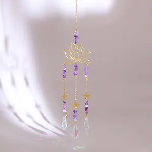 Αμέθυστος λωτός suncatcher με φυσικές πέτρες και κρυστάλλινα πρίσματα για παράθυρο