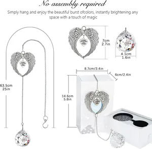 Detalle de atrapasueños de cristal corazón de ángel con caja de regalo y dimensiones