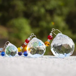 Lot de 3 prismes boule de cristal et attrape-soleil arc-en-ciel à perles colorées