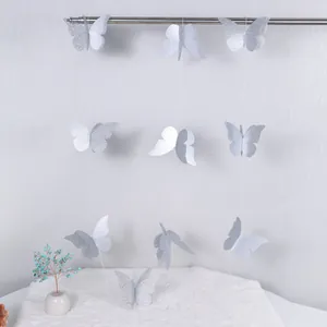 Guirnalda vertical de mariposas 3D plateadas con brillo para decoración de paredes