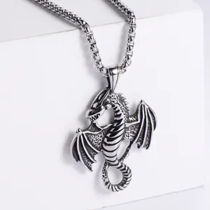 Collar con Colgante de Dragón que Escupe Fuego de Acero Inoxidable para Hombre Mujer Joyería Gótica Punk Vintage de Animales Oro Plata Negro
