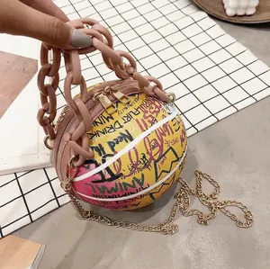 Basketball Shaped Round Crossbody Bag PU Leather Graffiti Print Handbag With Acrylic Resin Chain For Women Street Fashion Bag