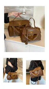 Dettaglio di borse tote in pelle marrone con chiusure dorate e opzioni di doppia misura