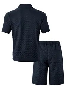 Vue arrière détaillée d'un ensemble polo et short en jacquard bleu marine pour hommes