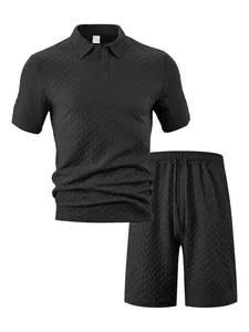 Ensemble polo et short noir en jacquard pour hommes avec motif à chevrons