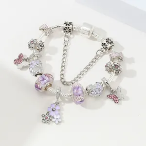 Élégant bracelet à breloques papillon violet avec perles de verre et chaîne serpent argent