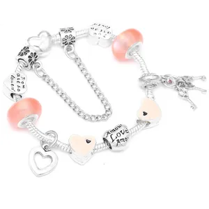 Romantisches Rosa Herz Perlen Charm Armband Für Damen Versilberte Legierung Schlangenkette Mit Schlüsselanhänger Und Emaille Perlen