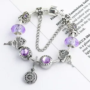 Lavendelglasperlen-Armband mit Herz- und Traumfänger-Anhängern aus Edelstahl