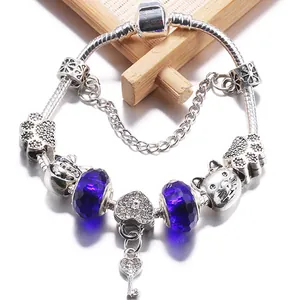 Pulsera de Charms de Cristal Azul de Aleación de Lujo Con Colgantes de Corazón Llave Gato Pata Cadena de Serpiente Plateada Joyería DIY Para Mujer