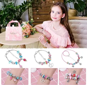 Set fai da te braccialetti con ciondoli rosa per bambine con perline arcobaleno e borsa