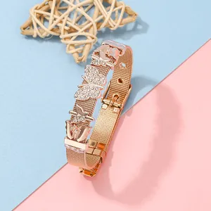 Roségoldenes Mesh-Armband für Damen mit Kristall-Schmetterlingsanhängern und Uhrenschließe