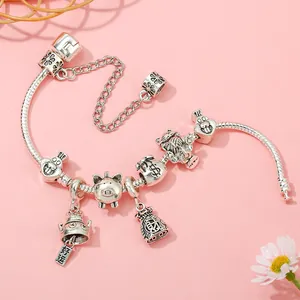 Silbernes Schlangen-Charm-Armband mit Hasen, Glücksbeutel und Glockenanhänger