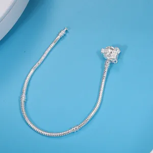 Bracciale a maglia snake argento con chiusura a carrozza di zucca e dettaglio corona