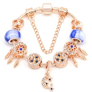 Pulsera de Charms de Aleación Chapada en Oro Rosa para Mujer Cuentas de Vidrio Azules Atrapasueños Luna Estrella Joyería Boho