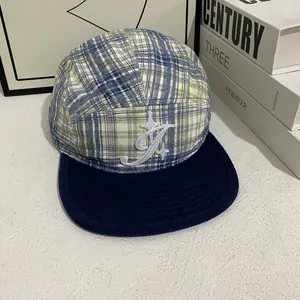 Plaid 5-panel flat brim baseball cap with star J embroidery and navy visor