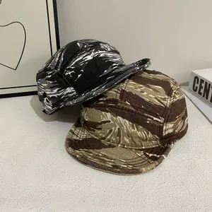 Casquettes de camping vintage à 5 panneaux en toile camouflage à rayures tigre