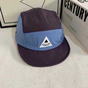 Quick-dry five-panel camp cap with color blocking design and outdoor trek logo