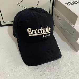 Cappellino da baseball nero in cotone consumato con ricamo Brcchuln bianco e dettagli vintage