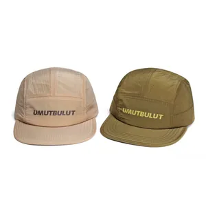 Atmungsaktive Ripstop Camper Cap mit UMUTBULUT Aufdruck in Khaki und Olivgrün