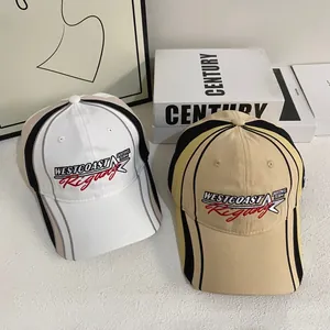 Retro West Coast Bestickte Baseballkappen mit Color-Block Design und gebogener Krempe