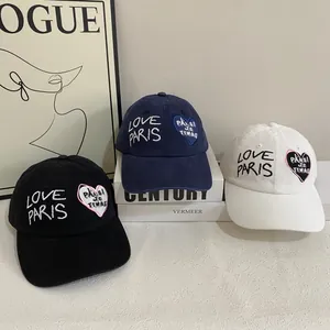 Gorra de Béisbol Unisex de Algodón Bordado LOVE PARIS Parche de Corazón Ajustable Moda Sombrero de Sol Visera Curva