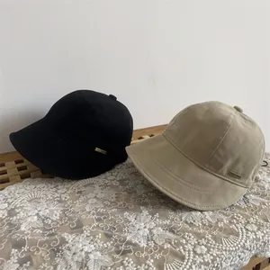 Women Casual Twill Cotton Bucket Hat With Adjustable Drawstring Metal Logo Sun Protection Outdoor Fisherman Hat For Autumn Winter