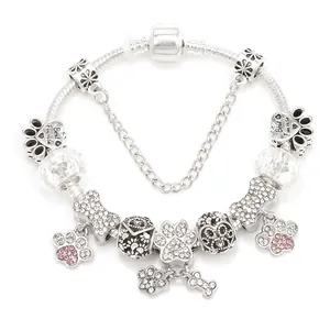 Legering Strass Huisdier Thema Charm Armband Voor Dames Hondepoot Bot Hart Hanger Slangenketting Mode Sieraden Cadeau