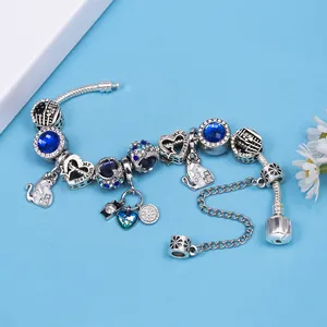 Zilveren bedelarmband in Pandora-stijl met blauwe kralen en My Universe hartbedel