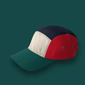 Outdoor 5-panel καπέλο με αδιάβροχο ύφασμα γρήγορου στεγνώματος και πολύχρωμο σχέδιο patchwork