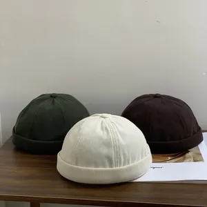Bonnet Docker Rétro en Velours Côtelé pour Hommes Femmes Sans Bord Miki Hat Vintage Couleur Unie Bord Roulé Beanie Streetwear Décontracté