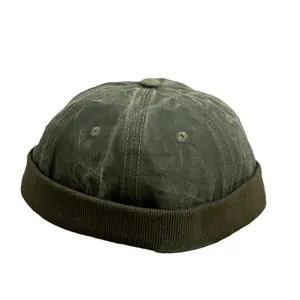Bonnet miki vintage vert olive en toile lavée avec bordure côtelée élégante