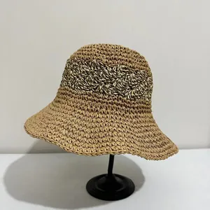Summer breathable straw bucket hat with scalloped crochet trim and large sunshade brim