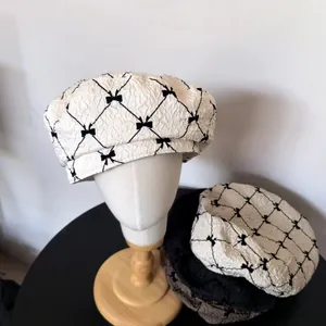 Women's Sweet Seersucker Beret Hat French Vintage Diamond Grid Bow Pattern Breathable Summer Sun Hat Casual Painter Hat