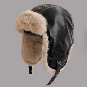 Chapeau d'aviateur d'hiver en similicuir noir avec doublure chaude en peluche douce
